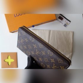 LV ZIPPY Карман для документов с застежкой-молнией Модель m60003 