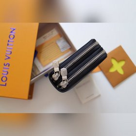 LV Двойной кошелек на молнии Модель M61723  Этот чрезвычайно пра