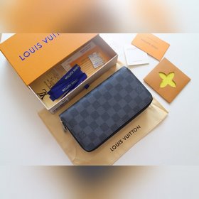 LV Двойной кошелек на молнии Модель M61723  Этот чрезвычайно пра
