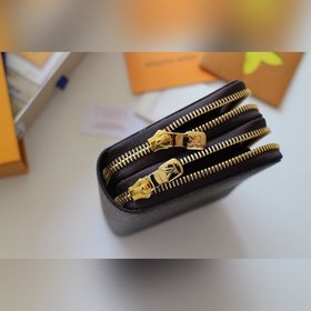 LV Двойной кошелек на молнии Модель M61723  Этот чрезвычайно пра