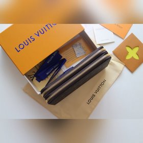 LV Двойной кошелек на молнии Модель M61723  Этот чрезвычайно пра
