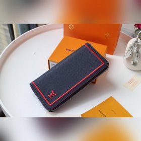 LV Модель M63095 Красный кошелек с вертикальной застежкой-молнией