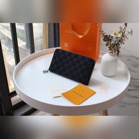 LV Zippy кошелек на молнии Модель N60017 Этот классический кошеле