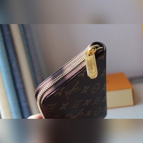 LV ZIPPY ORGANIZER Кошелек на молнии Модель N60111 Классический к