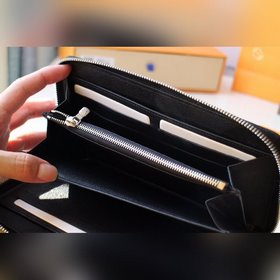 LV ZIPPY ORGANIZER Кошелек на молнии Модель N60111 Крестообразная