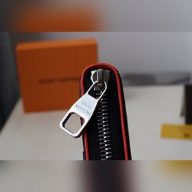 LV ZIPPY Кошелек с вертикальной застежкой-молнией Модель N63095 К