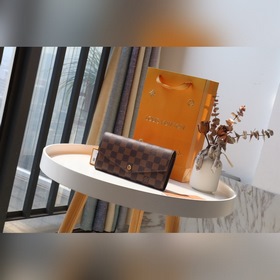 LV SARAH Длинный кошелек с клапаном Артикул： M60531 Кошелек с