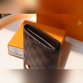 LV SARAH Длинный кошелек с клапаном Артикул： M60531 Кошелек с 