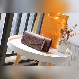 LV SARAH Длинный кошелек с клапаном Артикул： M60531 Кошелек с 