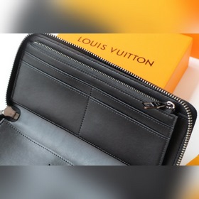 LV ZIPPY Кошелек с вертикальной застежкой-молнией Артикул： M6904