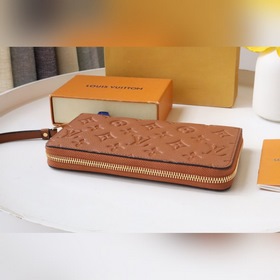 LV Zippy кошелек на молнии Артикул： M82121 Классический кошелек