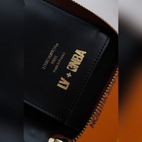 LV Артикул： M80548 LVXNBA ZIPPY VERTICAL Кошелек Этот кошелек Z