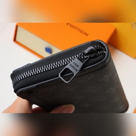 LV Артикул： M80558 Кошелек на молнии Вдохновлен мужской сумкой 