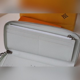 LV Артикул： M80801 Кошелек на молнии является частью ограниченно