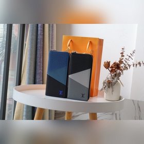 LV ZIPPY VERTICAL Кошелек Артикул： M63095 Крестообразная тексту