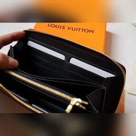 LV ZIPPY кошелек на молнии Артикул： M67687 Этот кошелек Zippy 