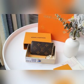 LV Кошелек для ключей Модель M62650 Элегантный и практичный кожан
