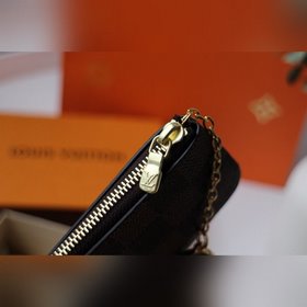 LV Кошелек для ключей Модель M62650 Элегантный и практичный кожан
