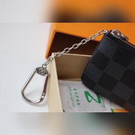 LV Кошелек для ключей Модель M62650 Элегантный и практичный кожа