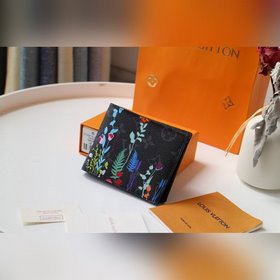 LV Модель 60895 Короткий кошелек из серии «Цветы» Весна-лето 2020