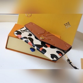 LV Артикул： 80692 Коричневый Осенний капсульный коллекция Wild a