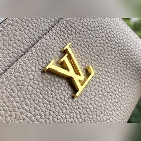 LV Артикул： M80010 ZIPPY Кошелек на молнии Изготовлен из кожи M