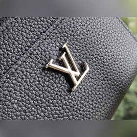 LV Артикул： M80099  ZIPPY Кошелек на молнии Изготовлен из кожи 