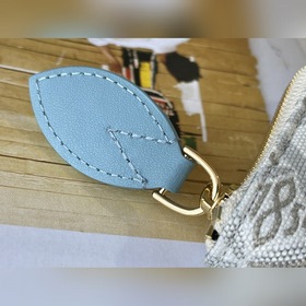 LV Артикул： M81095 ZIPPY Кошелек В сезоне осень-зима 2022 года N