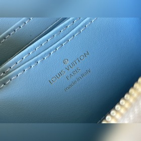 LV Артикул： M81095 ZIPPY Кошелек В сезоне осень-зима 2022 года N