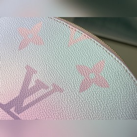LV Артикул： M81270 Компактный кошелек для мелочи косметики Изго