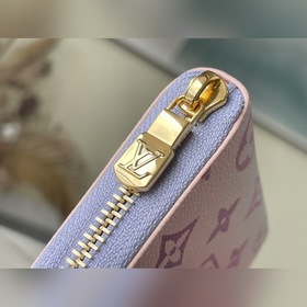 LV Артикул： M81388 Серия кошельков с градиентным цветом Специаль