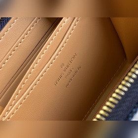 LV Артикул： M69997 Синий кошелек ZIPPY В сезоне осень-зима 2020 