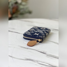 LV Артикул： M69997 Синий кошелек ZIPPY В сезоне осень-зима 2020 