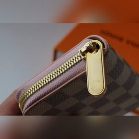 LV ZIPPY Кошелек на молнии Модель M60067 Идеальный выбор для гор
