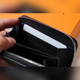 LV ZIPPY Кошелек на молнии Модель M60067 Идеальный выбор для гор
