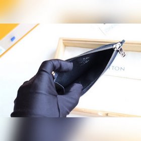 LV Модель M64038 Кошелек для монет Высочайшее качество Этот коше
