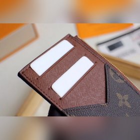 LV Модель M64038 Кошелек для монет Высочайшее качество Этот коше
