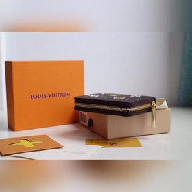 LV Zippy Кошелек Модель M64118 Сердце Кошелек Zippy изготовлен из