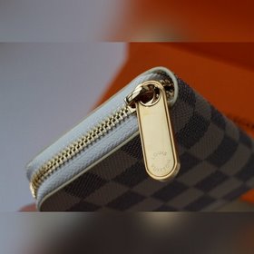 LV ZIPPY Кошелек на молнии Модель M60067 Идеальный выбор для гор