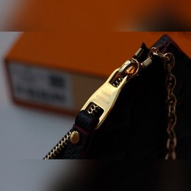 LV Многофункциональный держатель для карт с застежкой-молнией Мо