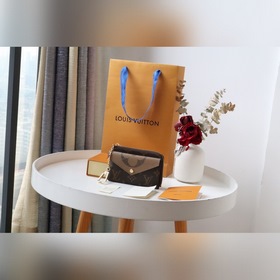 LV карточный держатель Кошелек для мелочи Артикул： M69431 Желтый