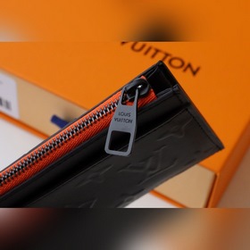 LV Новый кошелек с застежкой-монетодержателем Артикул： M80827 