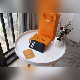 LV Новый кошелек с застежкой-монетодержателем Артикул： M64038