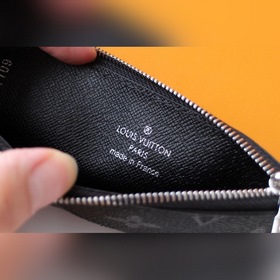 LV Новый кошелек с застежкой-монетодержателем Артикул： M64038 Л
