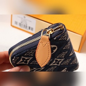LV Артикул： M69997 Синий кошелек ZIPPY В сезоне осень-зима 2020 
