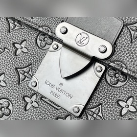 LV Артикул： M20835 Первый слой кожи Портфель Сдержанный дизайн и