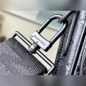 LV Артикул： M20835 Первый слой кожи Портфель Сдержанный дизайн и