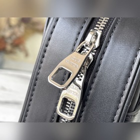 LV Артикул： M54404 Портфель Dandy, сочетающий в себе компактные