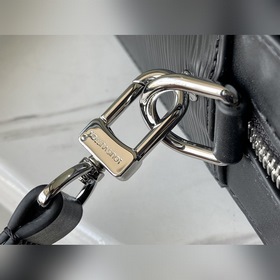 LV Артикул： M54404 Портфель Dandy, сочетающий в себе компактные 