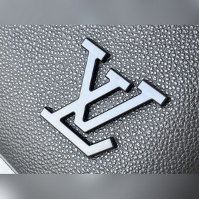 LV Артикул： M59158 Сумка-портфель Изготовлена из мягкой кожи с